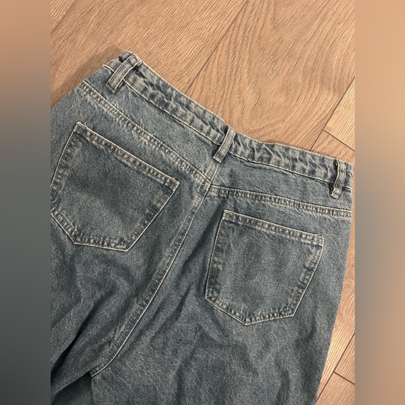 MISSGUIDED baggy jeans - Picture 6 of 8